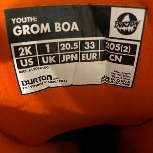 Burton kids snowboarding boots